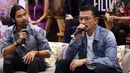 Rio Dewanto dan Chicco Jerikho merupakan dua aktor yang mendapat kesempatan berperan kembali menjadi Ben dan Jodi di Filosofi Kopi 2: Ben & Jodi. Di Filosofi pertama, Rio dan Chicco juga memainkan peran yang sama. (Nurwahyunan/Bintang.com)