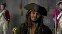 Johnny Depp yang menakjubkan saat menjadi Jack Sparrow dalam Pirates of Carribean.