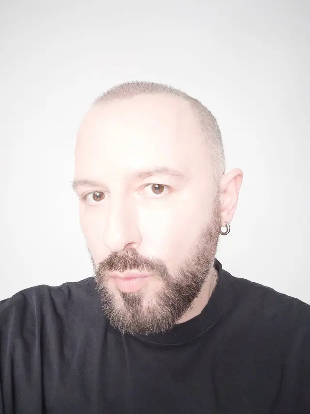 Demna Gvasalia Lompat dari Balenciaga Jadi Direktur Kreatif Gucci, Saham Kering pun Anjlok