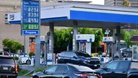 Harga Minyak Hari Ini Naik 5% Usai AS Serang Iran
