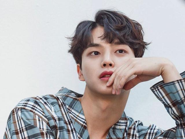 Sosoknya Memesona Song Kang Bicara Soal Jatuh Cinta News Entertainment Fimela Com