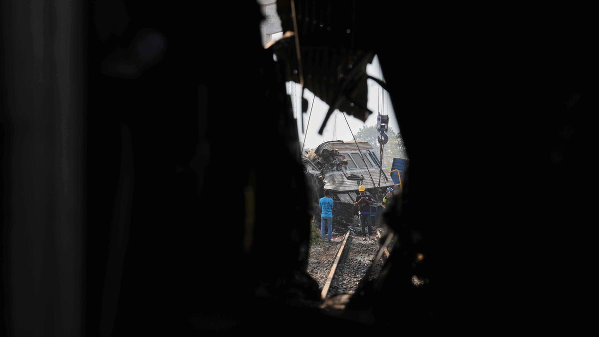 Crane Proyek Kereta Cepat di Thailand Ambruk, 22 Orang Tewas