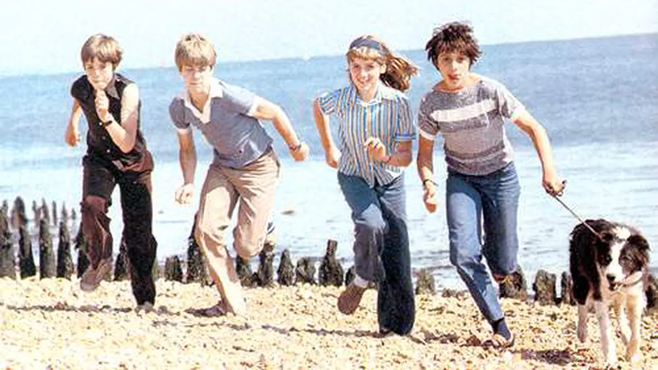 Hollywood Akan Filmkan Novel Lima Sekawan Enid Blyton