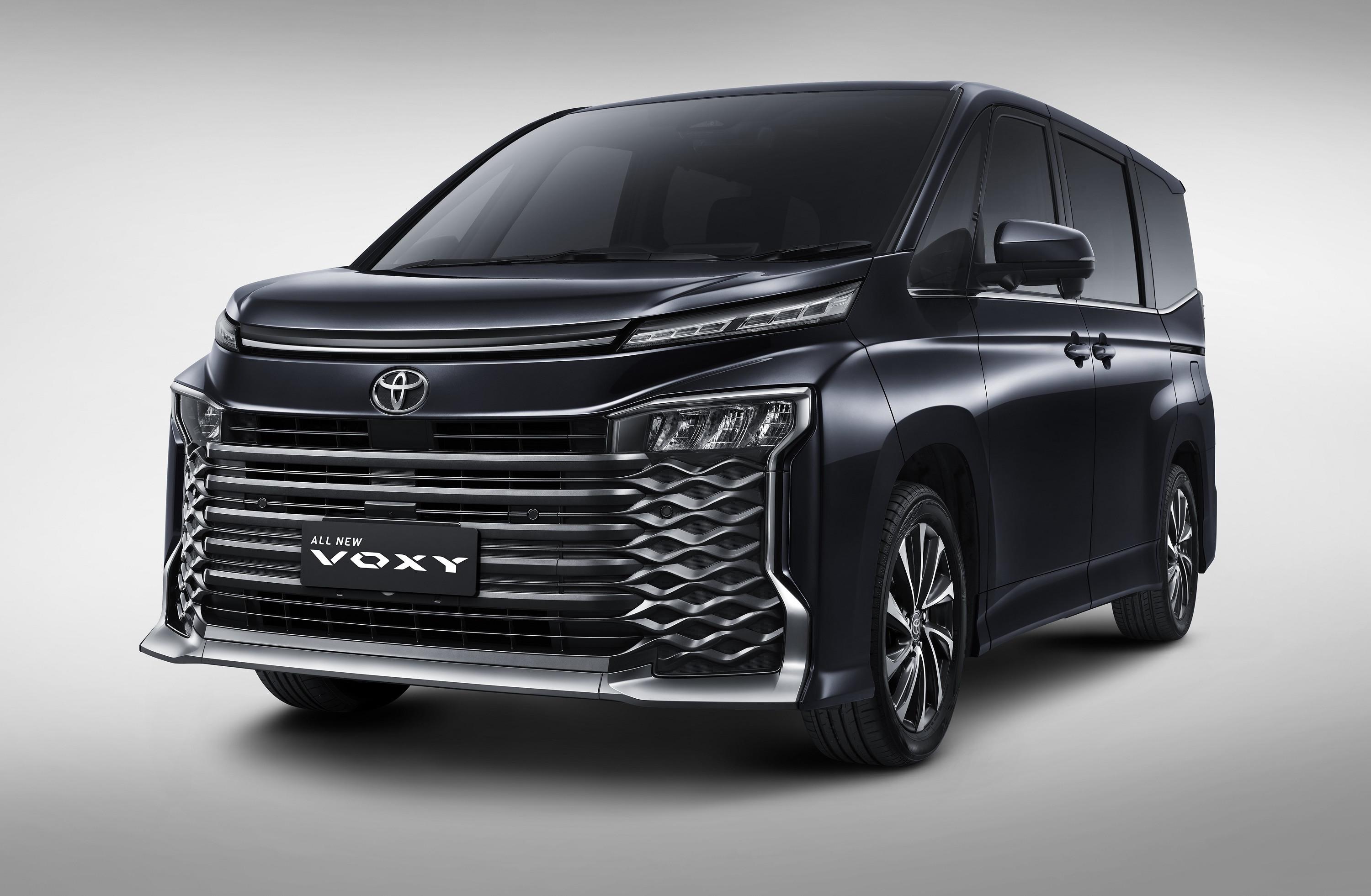 All New Toyota Voxy di Indonesia (TAM)