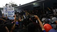 Bobotoh Meminta Mario Gomez Bertahan di Persib