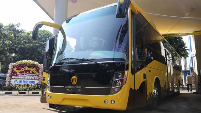 Bus Listrik dari UI