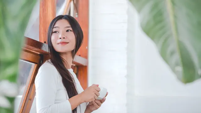 wanita juli beban hidup