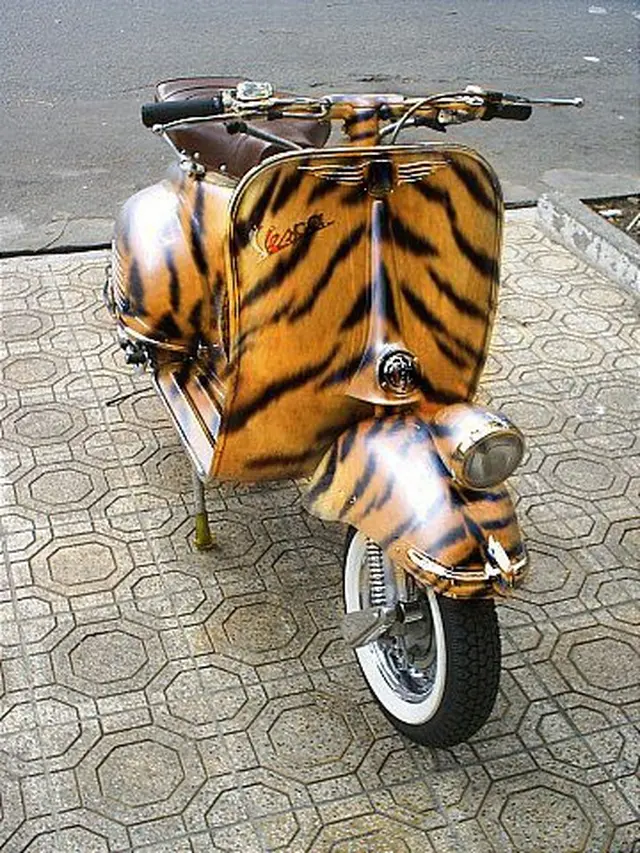 6 Potret Motor Motif Macan Ini Jadi Pusat Perhatian di Jalan, Kocak