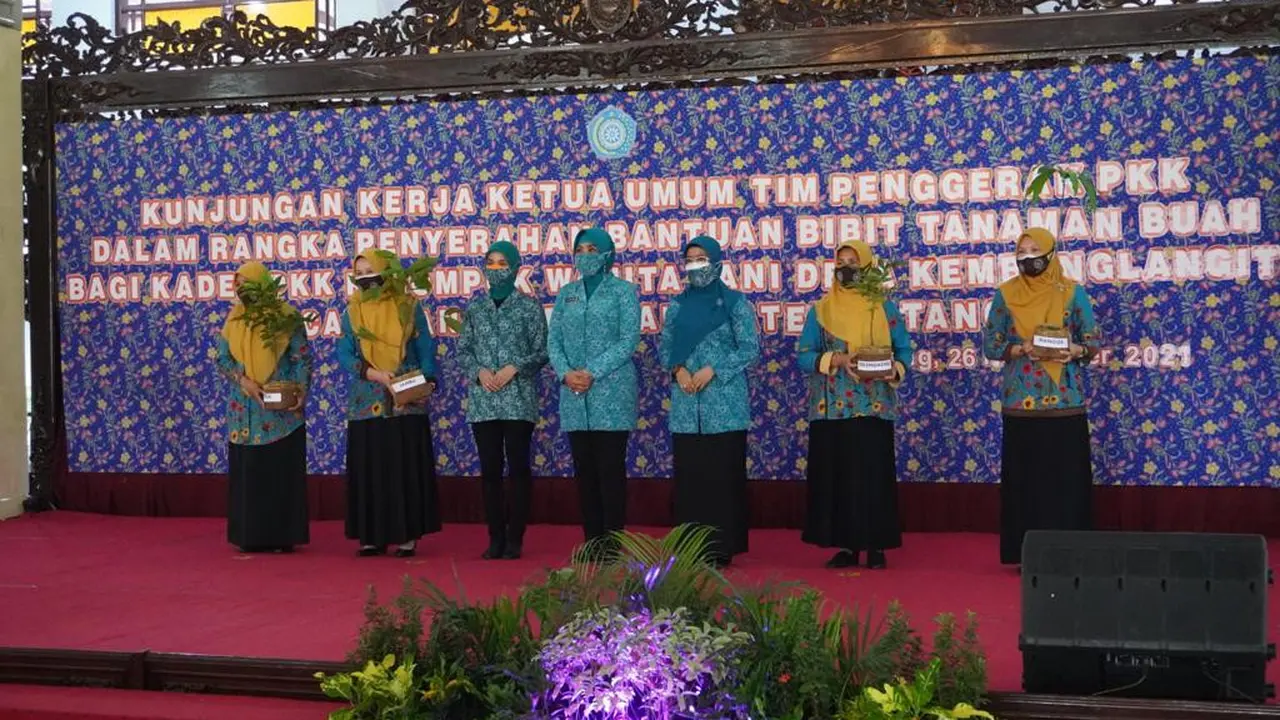 Ketum TP PKK Dorong Kader di Batang Tingkatkan Peran dalam Pemberdayaan Masyarakat 