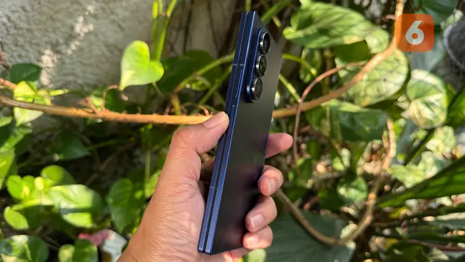 <p>Samsung Galaxy Z Fold7. Liputan6.com/Iskandar</p>
<p> </p>
