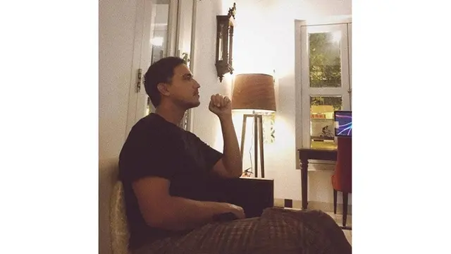 7 Penampakan Rumah Raisa dan Hamish Daud, Elegan dengan Warna Putih