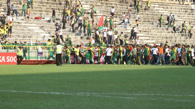 Persegres Gresik United Vs PS TNI