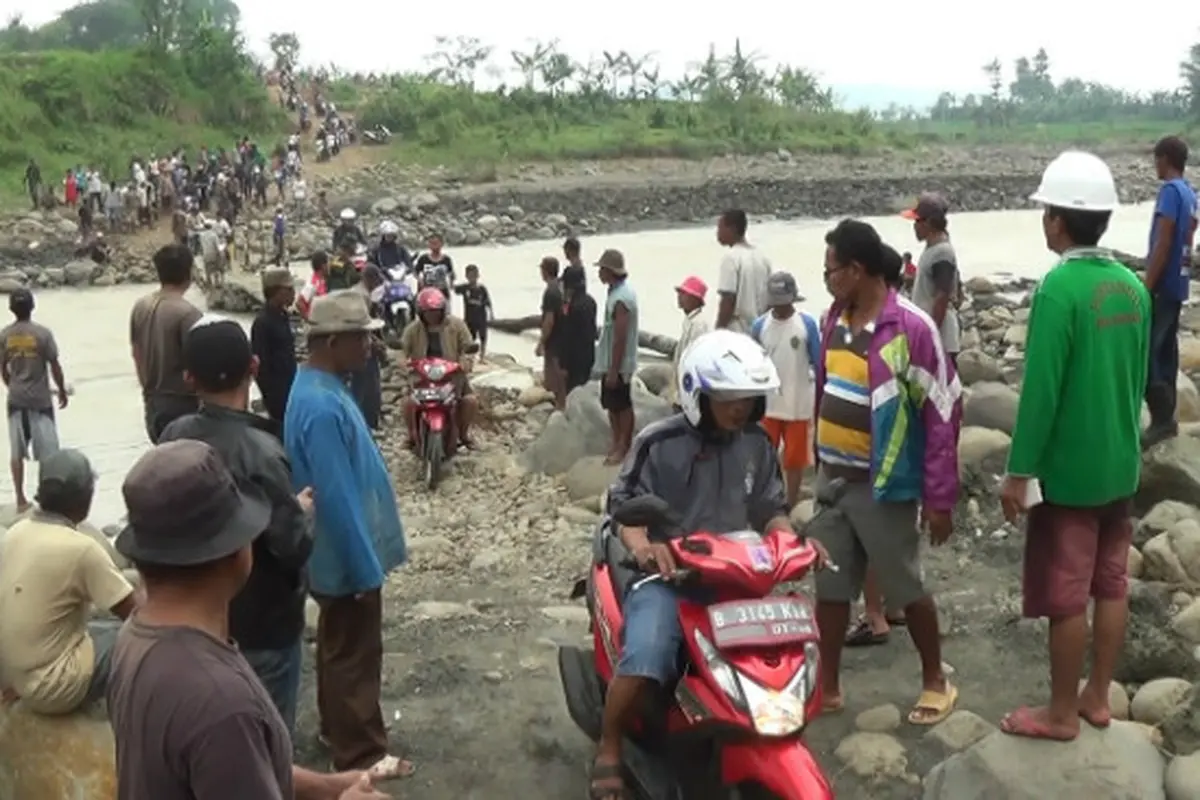 Jembatan Darurat Cipamingkis