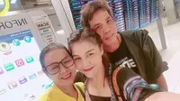 DJ Butterfly Ajak Orangtua Pindah ke Indonesia?