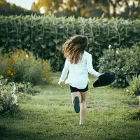 ilustrasi&nbsp;mimpi dikejar orang gila/ nine koepfer/unsplash