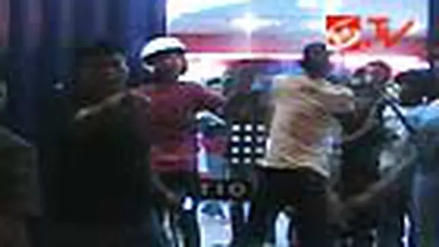 Kawanan Preman Mabuk Serang Tempat Karaoke