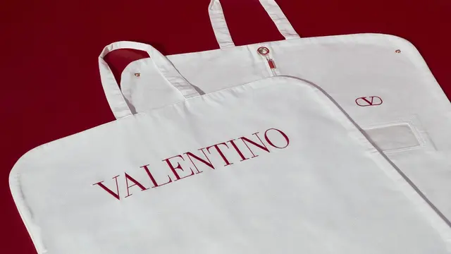 Valentino Luncurkan Inisiatif Keberlanjutan dengan Kemasan Daur Ulang