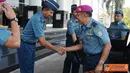 Citizen6, Surabaya: Dankobangdikal Laksda TNI Djoko Teguh Wahojo menerima kunjungan Irbin Itjenal Brigjen TNI Mar Aberdy Nugrahendra di Loby Utama Gedung Kihadjar Dewantara Kesatrian Bumimoro Kobangdikal, Senin (6/8). (Pengirim: Penkobangdikal)