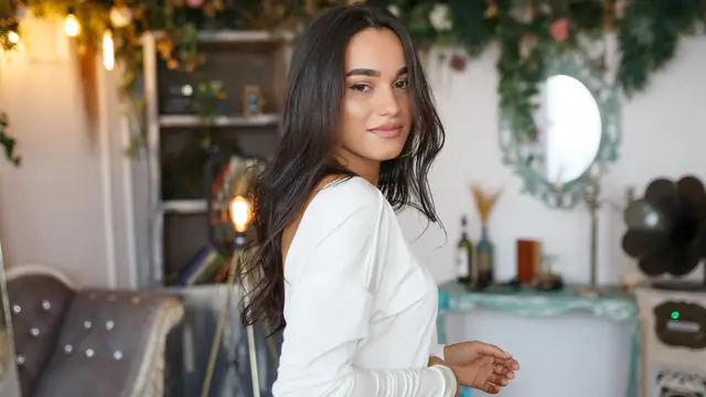 wanita januari high value