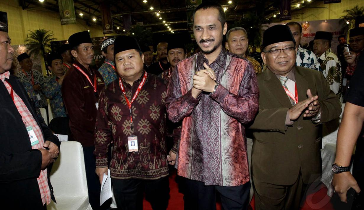 Abraham Samad tidak khawatir jika melepas jabatannya sebagai Ketua KPK,  menurut Samad, masih banyak yang lebih berkompeten darinya di KPK. (Liputan6.com/Johan Tallo)