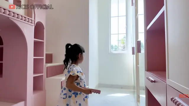 Potret Kamar Tidur Moana Anak Ria Ricis