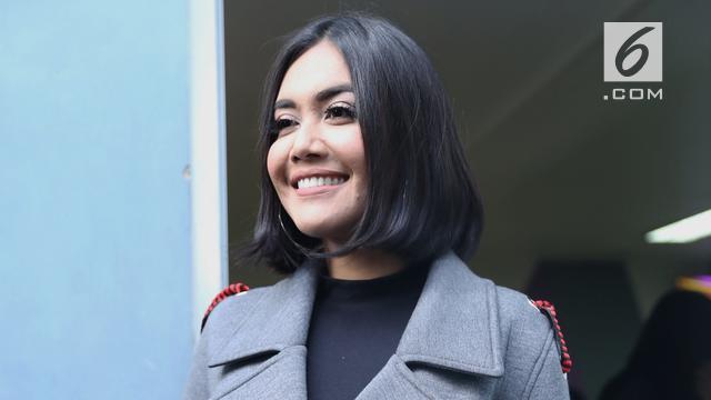 [Bintang] Denada