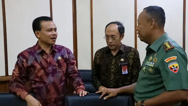 Pemprov Bali batasi pertemuan yang melibatkan orang banyak