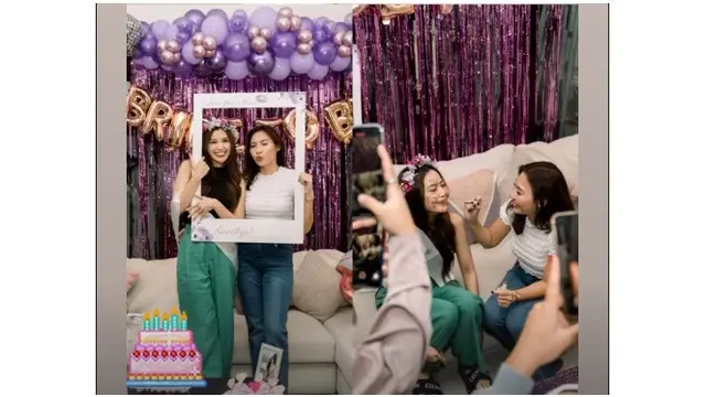 Jelang Dinikahi Rizky Febian, Ini 6 Potret Kejutan Bridal Shower Mahalini dari Keluarga