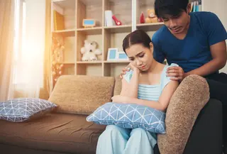 Baby blues biasanya muncul pada minggu pertama setelah persalinan dan bisa berlangsung hingga dua minggu.  (foto/dok: freepik/jcomp)