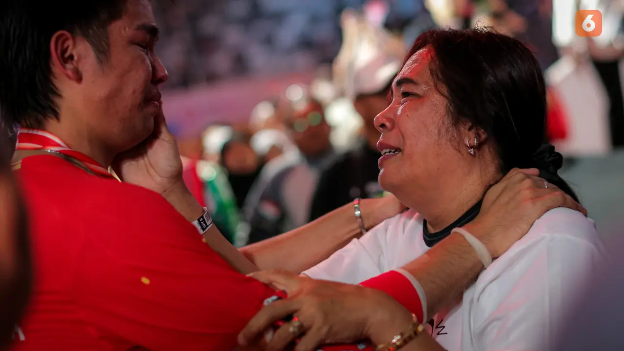 Foto: Momen Haru Daniel Martin setelah Juarai Indonesia Masters 2024 Bareng Leo Carnando, Persembahkan Kemenangan untuk Mendiang Ayah