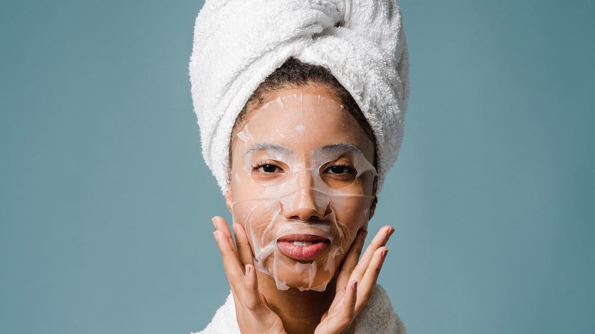 Kapan Waktu Terbaik Menggunakan Sheet Mask untuk Hasil Maksimal?