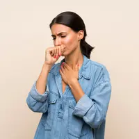 ilustrasi Penyebab Pneumonia dan Cara Mengatasinya/Luis Molinero/shutterstock