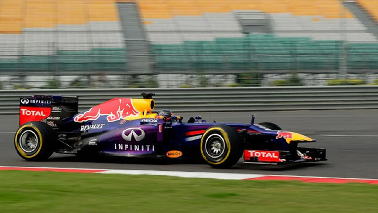 sebastian-vettel-131027c.jpg
