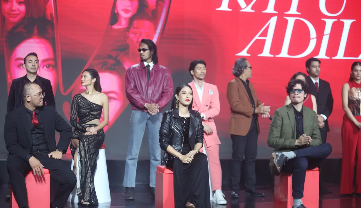 Para bintang serial Ratu Adil di Vidio Slate Announcement 2024, Kamis (29/1/2024) di Jakarta. [Foto: Bayu Herdianto/KapanLagi]