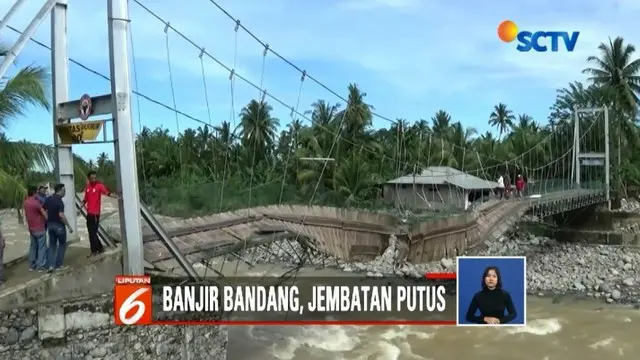 Jembatan Putus di Padang Akibat Banjir Bandang Ganggu Aktivitas Warga