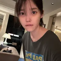 IU natural beauty. (instagram.com/dlwlrma)