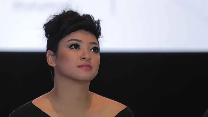 [Bintang] Dhea Seto Sebut Agni Pratistha Jutek