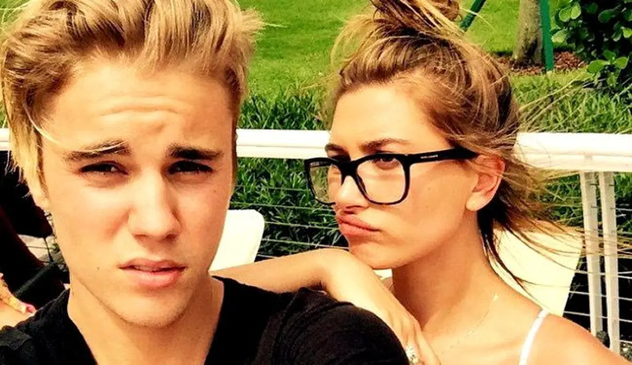 Pada Desember 2014, Justin Bieber mengklarifikasi hubungannya dengan Hailey Baldwin. Sebelumnya mereka digosipkan karena Hailey sering muncul di Instagram Justin dan mereka tertangkap bermesraan. (instagram/justinbieber)