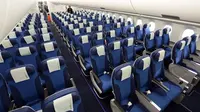 Pilihan tempat duduk bisa sangat mempengaruhi kenyaman Anda saat penerbangan jauh.