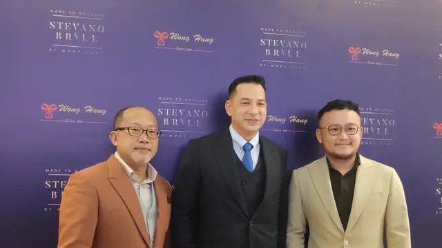 Ari Wibowo saat menghadiri acara grand launching Stevano Brill by Wong Hang