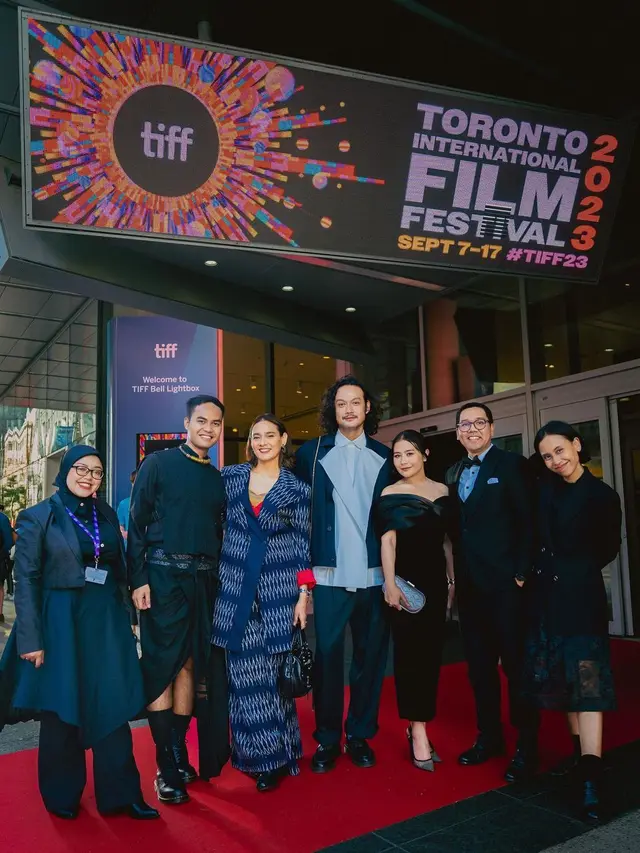 Tampil Menawan, Ini 7 Potret Prilly Latuconsina dalam TIFF 2023 di Kanada