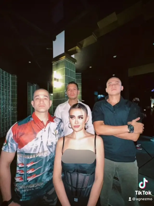 Momen Agnez Mo hangout bareng teman artis di resto miliknya (Foto: Instagram agnezmo)