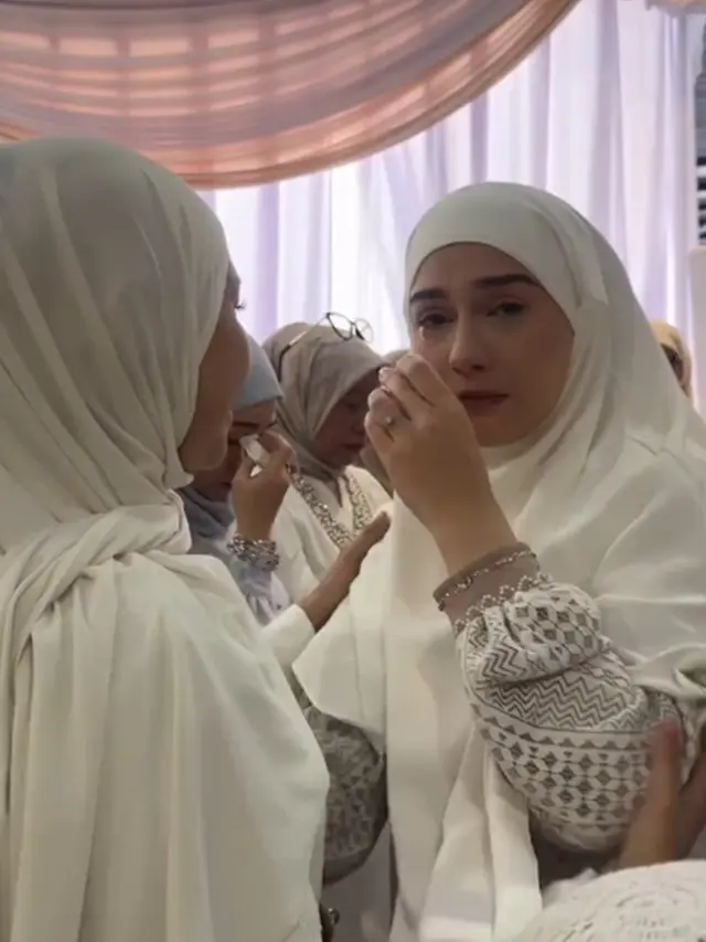 6 Momen Walimatus Safar Irish Bella dan Haldy Sabri Jelang Haji, Boyong Sang Adik