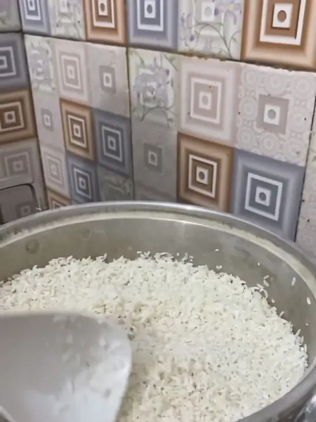 Bukan Pakai Metode Siram, Ini Cara Praktis Masak Nasi Sampai Matang Sempurna Hanya 30 Menit