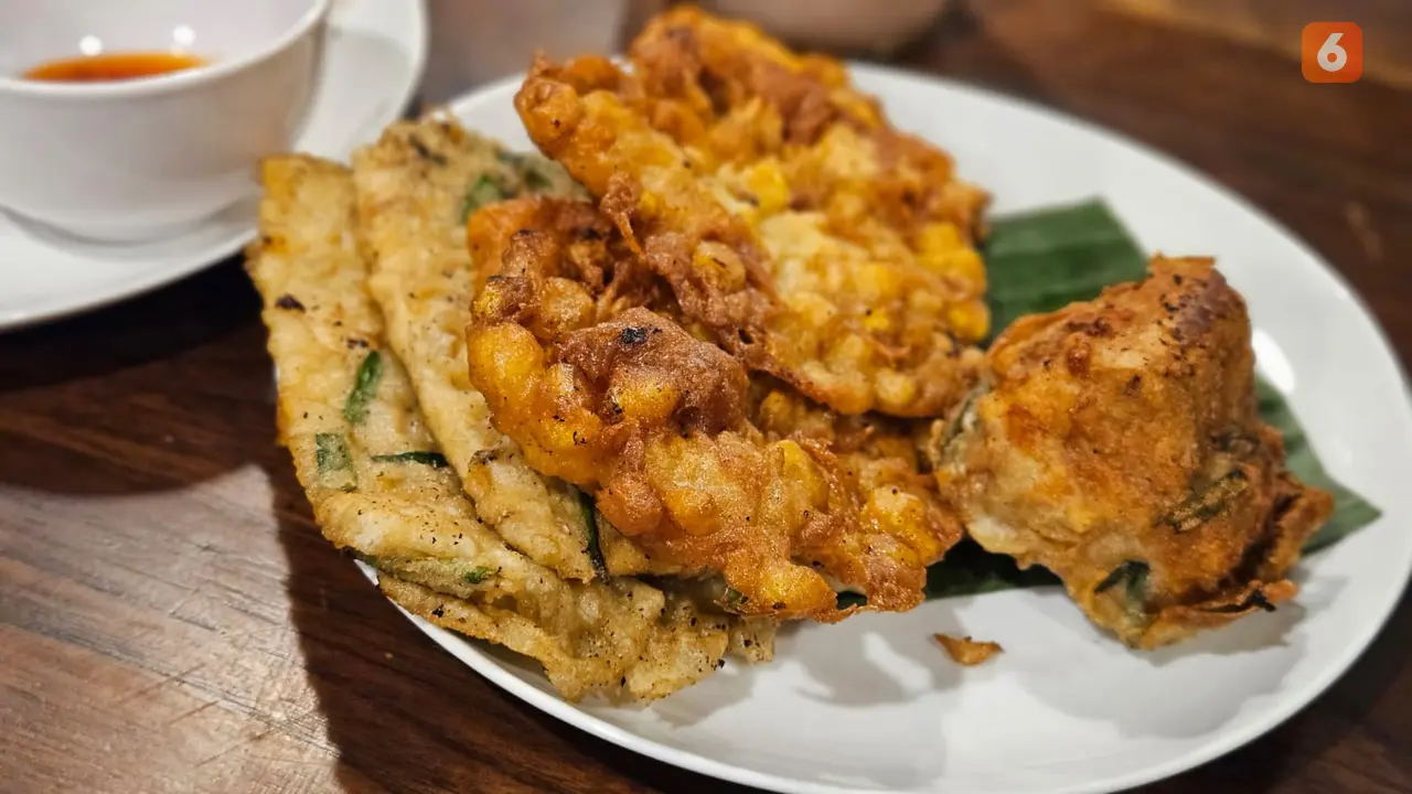 Ilustrasi Makanan, Camilan, Gorengan, Sarapan, Makan Siang (Foto: Aditya Eka Prawira)
