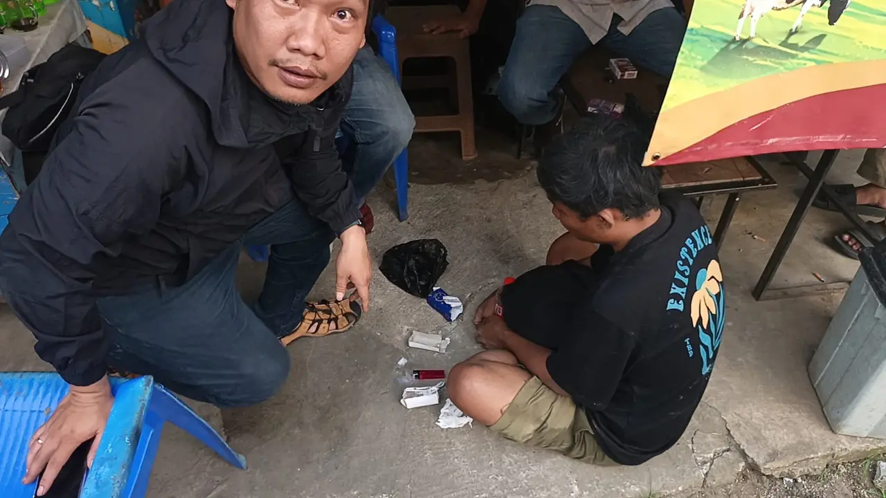 Warga berhasil menangkap seorang penyalahguna narkoba (Istimewa)
