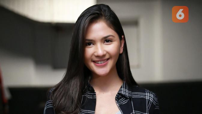 2 Tahun Pacaran Jessica Mila Dan Mischa Chandrawinata Putus Showbiz Liputan6 Com