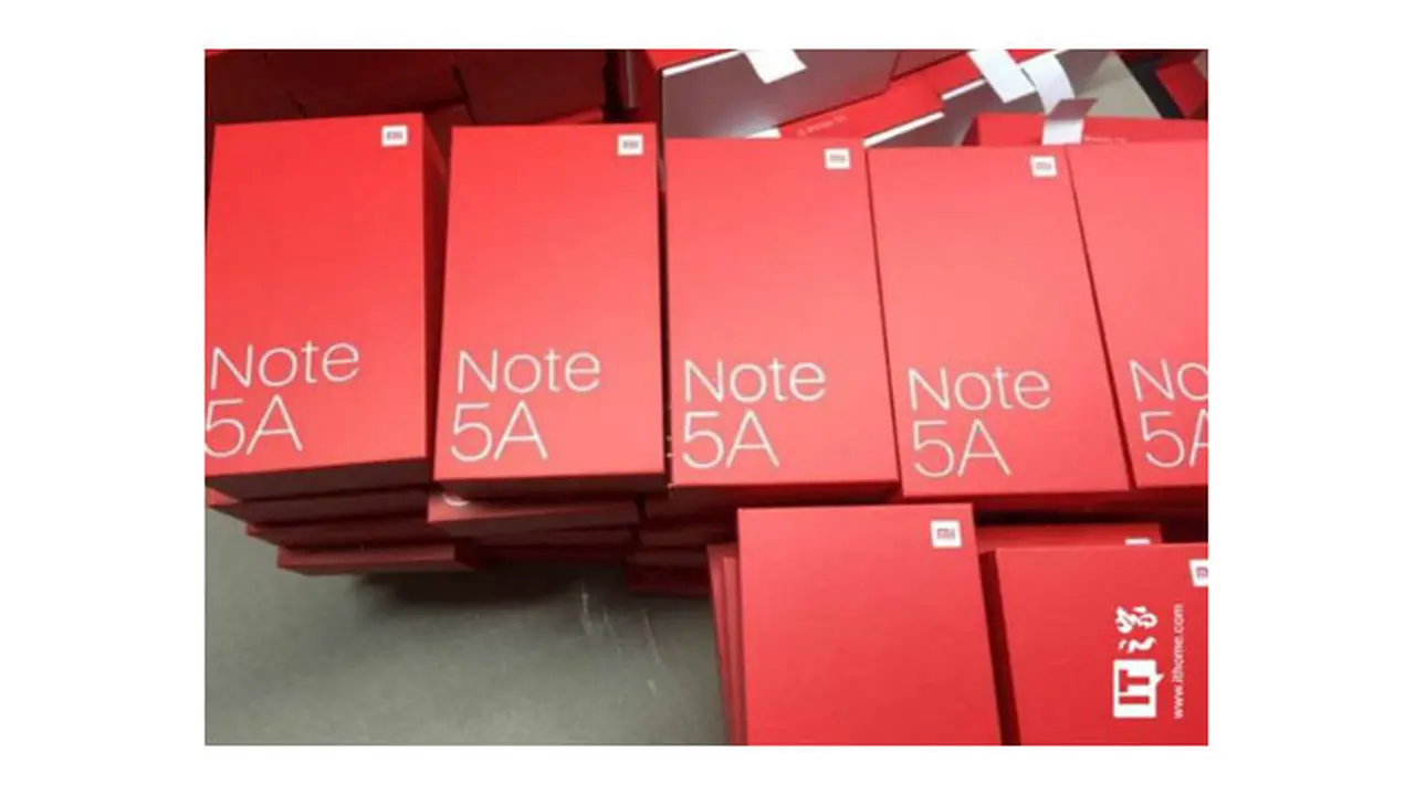 Gambar tumpukan boks Xiaomi Redmi Note 5A