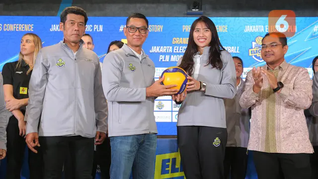 Foto: Kembali Bela Jakarta Electric PLN, Yolla Yuliana Resmi Diperkenalkan dalam Launching Tim Menghadapi PLN Mobile Proliga 2024