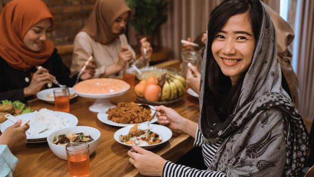 Tak Lemas saat Berpuasa